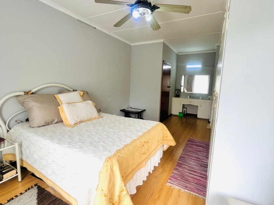 4 Bedroom Property for Sale in Braelyn Eastern Cape